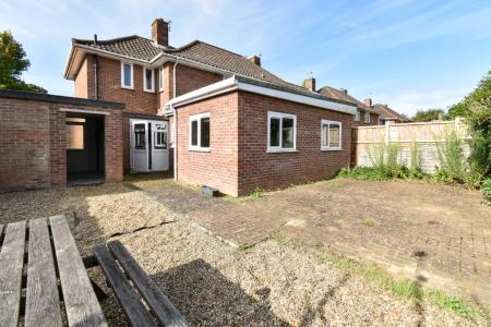 6 bedroom Semi-detached house to let in Buckingham Road, Norwich, NR4