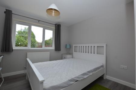 6 bedroom Semi-detached house to let in Cunningham Road, Norwich, NR5