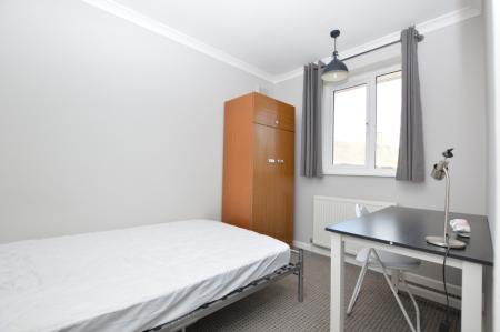 6 bedroom Semi-detached house to let in Cunningham Road, Norwich, NR5