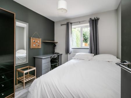 6 bedroom End of terrace house to let in Northfields, Norwich, NR4