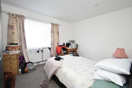 6 bedroom Semi-detached house to let in Edgeworth Road, Norwich, NR5