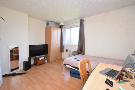 6 bedroom Semi-detached house to let in Edgeworth Road, Norwich, NR5