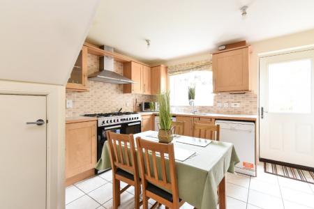 4 bedroom Semi-detached house to let in Caddow Road, Three Score, Norwich, NR5
