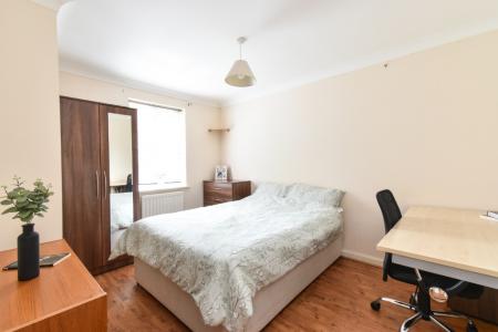 4 bedroom Semi-detached house to let in Caddow Road, Three Score, Norwich, NR5