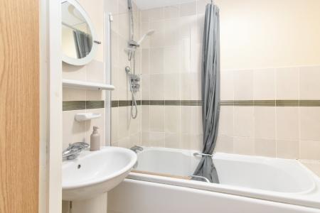 4 bedroom Semi-detached house to let in Caddow Road, Three Score, Norwich, NR5