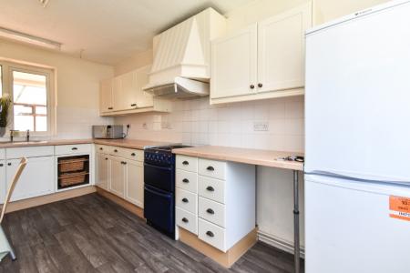 4 bedroom End of terrace house to let in Friends Road, Norwich, NR5