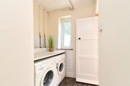 4 bedroom End of terrace house to let in Friends Road, Norwich, NR5