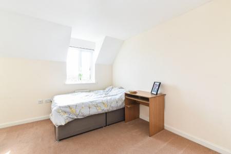 4 bedroom Semi-detached house to let in Horn Pie Road, Three Score, Norwich, NR5