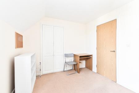 4 bedroom Semi-detached house to let in Horn Pie Road, Three Score, Norwich, NR5