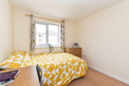 4 bedroom Semi-detached house to let in Horn Pie Road, Three Score, Norwich, NR5