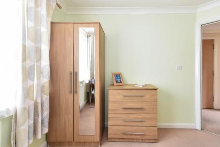 4 bedroom Semi-detached house to let in Horn Pie Road, Three Score, Norwich, NR5