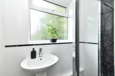 4 bedroom Semi-detached house to let in Norvic Drive, Earlham, Norwich, NR4