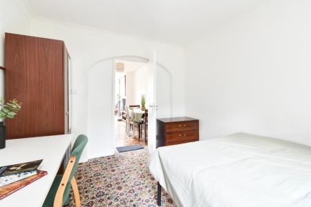 4 bedroom Semi-detached house to let in Norvic Drive, Earlham, Norwich, NR4