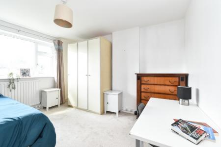 4 bedroom Semi-detached house to let in Norvic Drive, Earlham, Norwich, NR4