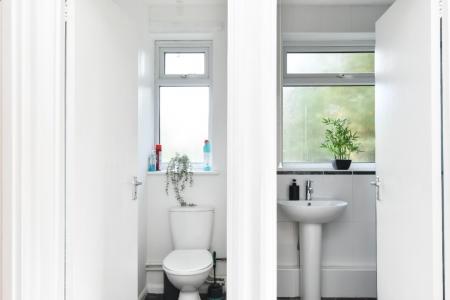 4 bedroom Semi-detached house to let in Norvic Drive, Earlham, Norwich, NR4