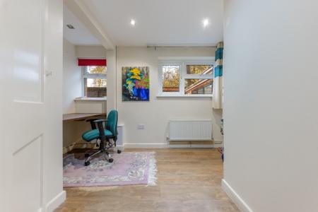 5 bedroom Detached house for sale in Earlham Road, Norwich, NR4