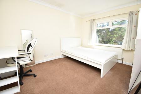 4 bedroom Detached house to let in Dereham Road, Norwich, NR2