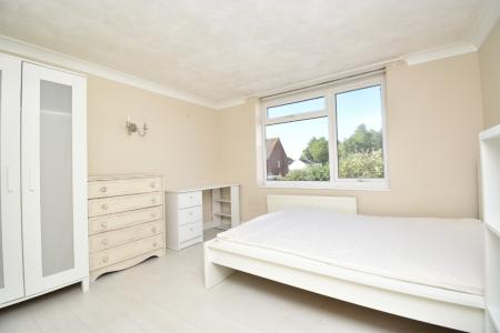 4 bedroom Detached house to let in Dereham Road, Norwich, NR2