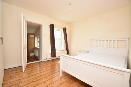 4 bedroom End of terrace house to let in Waterloo Road, Norwich, NR3