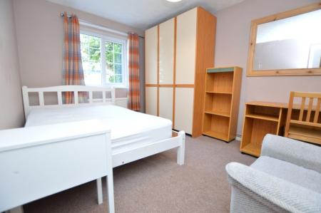 3 bedroom Flat to let in James Alexander Mews, Norwich, NR5