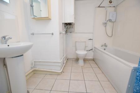 3 bedroom Flat to let in James Alexander Mews, Norwich, NR5