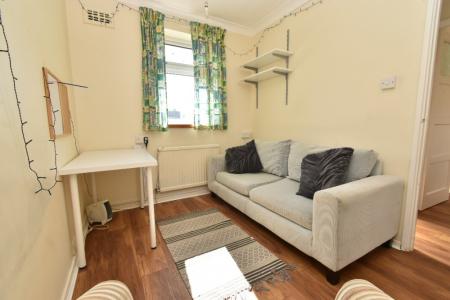 4 bedroom Semi-detached house to let in Sotherton Road, Eaton, NR4