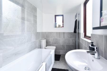 3 bedroom Semi-detached house to let in Henderson Road, Norwich, NR4