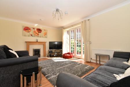 6 bedroom Detached house to let in Horn Pie Road, Three Score, Norwich, NR5