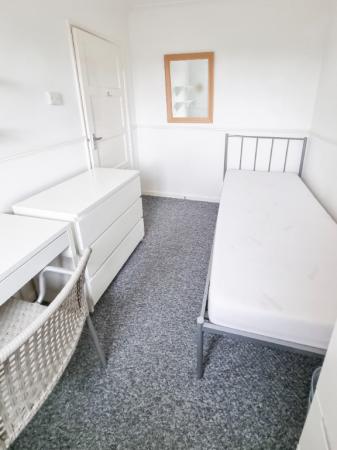 4 bedroom Semi-detached house to let in Robson Road, Norwich, NR5