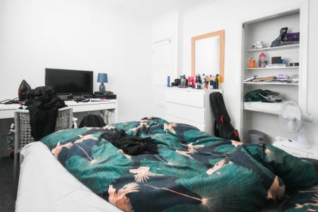 4 bedroom Semi-detached house to let in Robson Road, Norwich, NR5