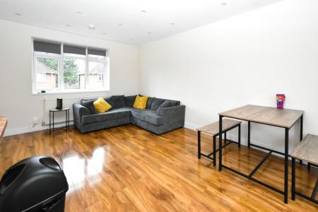 6 bedroom Semi-detached house to let in Calthorpe Road, Earlham, Norwich, NR5