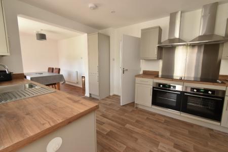 6 bedroom Semi-detached house to let in Nasmith Road, Eaton, NR4