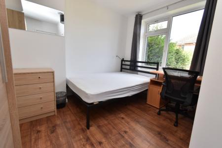 6 bedroom Semi-detached house to let in Nasmith Road, Eaton, NR4