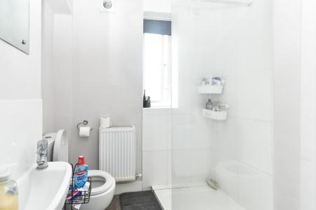 5 bedroom Semi-detached house to let in Friends Road, Norwich, NR5