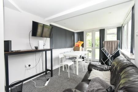 5 bedroom Semi-detached house to let in Friends Road, Norwich, NR5