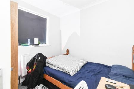 5 bedroom Semi-detached house to let in Friends Road, Norwich, NR5