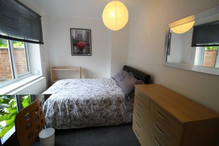 6 bedroom Semi-detached house to let in Winchcomb Road, Norwich, NR2