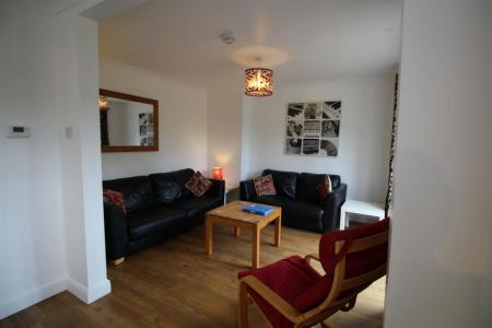 6 bedroom Semi-detached house to let in Winchcomb Road, Norwich, NR2