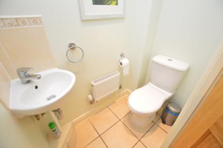 5 bedroom Detached house to let in Earles Garden, Norwich, NR4