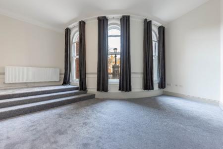 2 bedroom Flat to let in Surrey Street, Norwich, NR1