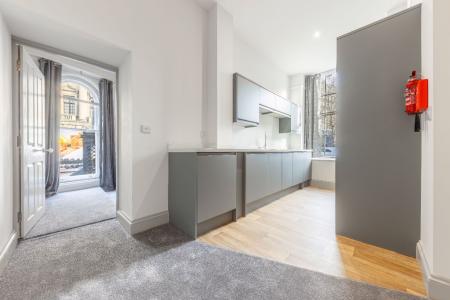 2 bedroom Flat to let in Surrey Street, Norwich, NR1