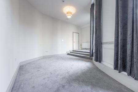 2 bedroom Flat to let in Surrey Street, Norwich, NR1