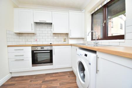 2 bedroom Flat to let in Glendenning Road, Norwich, NR1