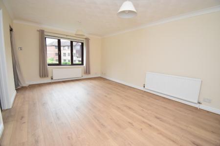 2 bedroom Flat to let in Glendenning Road, Norwich, NR1