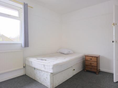 4 bedroom Semi-detached house to let in Wakefield Road, Norwich, NR5