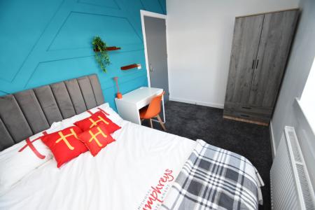 4 bedroom Semi-detached house for sale in Hilda Close, Durham, County Durham, DH1