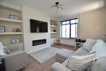 2 bedroom Semi-detached house for sale in Jubilee Crescent, Sherburn Hill, DH6