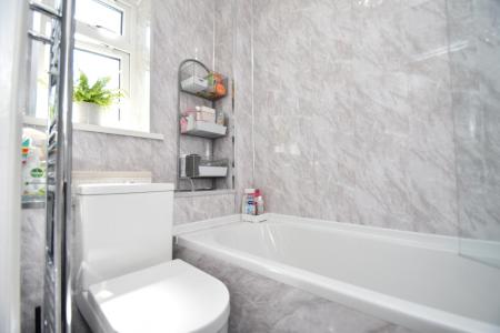 2 bedroom Semi-detached house for sale in Jubilee Crescent, Sherburn Hill, DH6