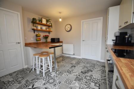 3 bedroom Semi-detached house for sale in Oldwood Close, Newton Aycliffe, DL5 4FA