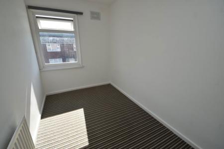 2 bedroom Property to let in Gort Place - DH1